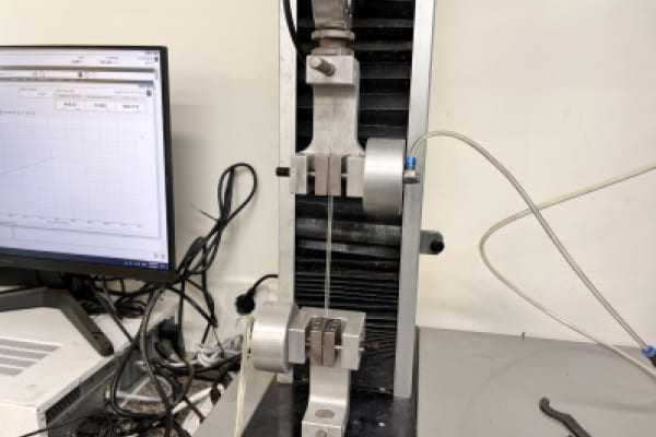 만능재료시험기